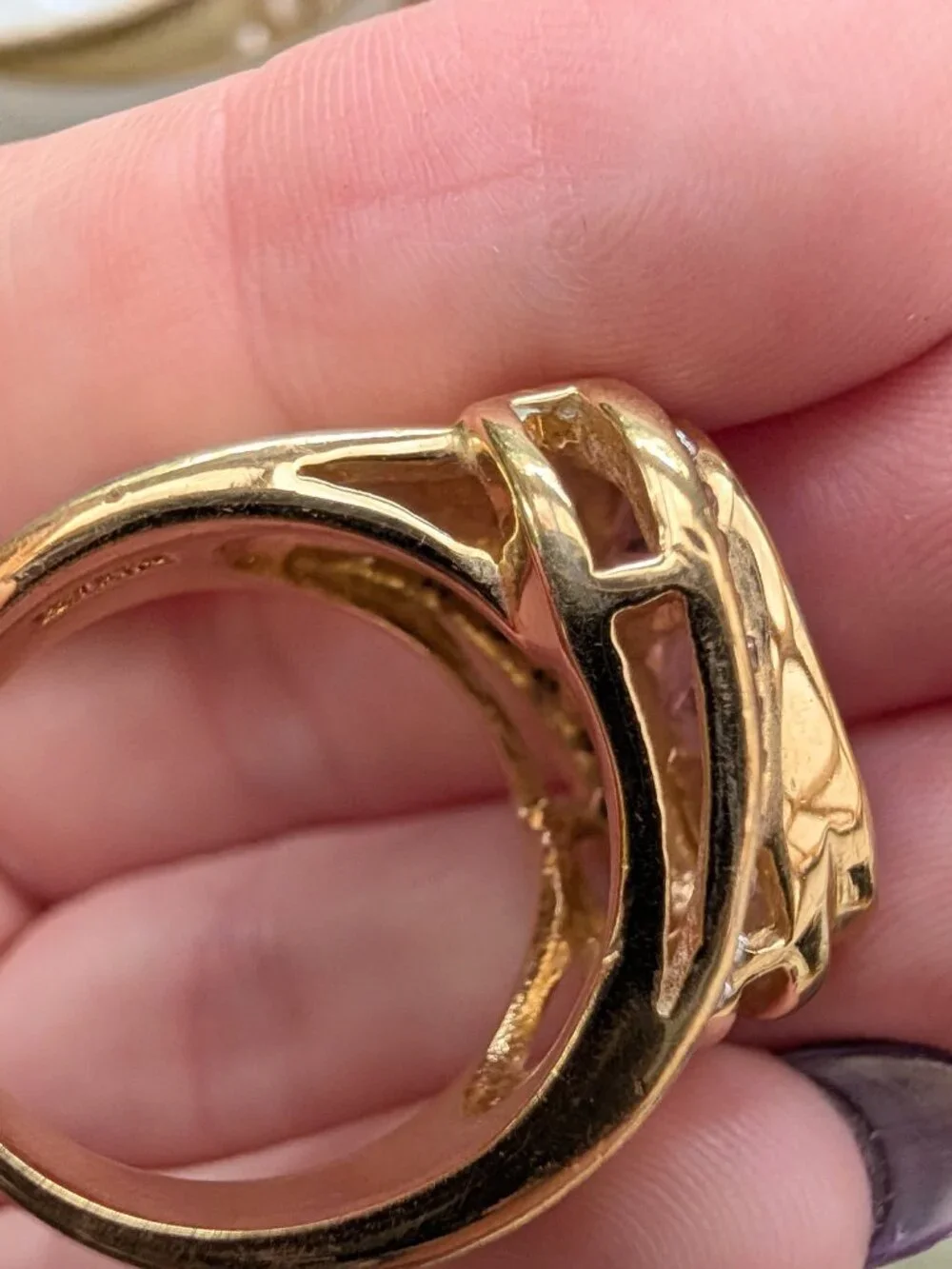 vintage item id